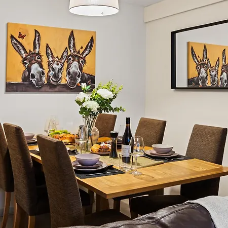 Forest View- Oasis Mural -Didsbury Zen Sleeps 10-3